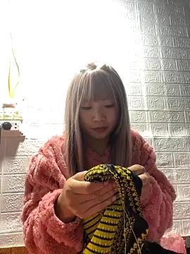 AAANINE22 online show from December 2025 03:32:02 PM