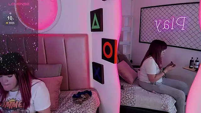 Snapshot of evaa_jones1 chatting on September 2025 05:00:02 AM evaa jones1 online show from September 2025 05:00:02 AM