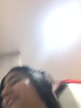 Miia Parker online show from November 2025 01:10:02 PM