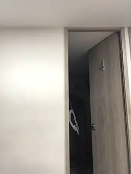 Miia Parker online show from December 2025 12:55:01 PM