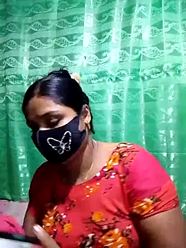 Mistompa24 online show from November 2025 05:06:02 AM