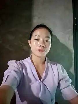 milo123-xx online show from October 2025 04:32:02 AM