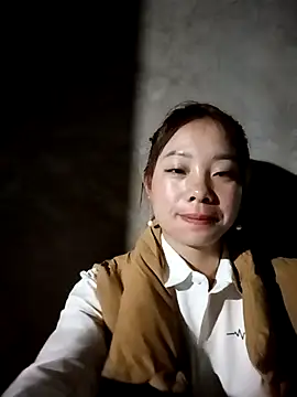 milo123-xx online show from November 2025 11:58:02 PM