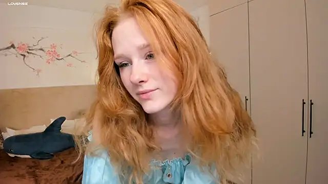 Snapshot of BreezeJam chatting on June 2026 06:34:02 PM BreezeJam online show from June 2026 06:34:02 PM