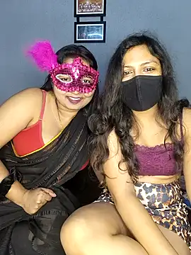 Snapshot of Hot_modal chatting on February 2026 06:44:01 PM Hot modal online show from February 2026 06:44:01 PM