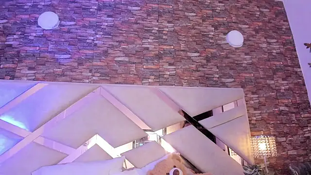 Valery Brand online show from December 2025 12:11:02 PM