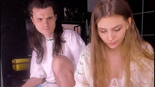 Kimberly Wolker online show from April 2026 11:41:02 AM