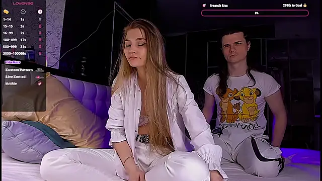 Kimberly Wolker online show from April 2026 02:36:02 PM