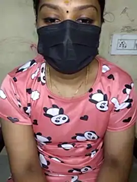 Snapshot of Tamil_Attitude_queen chatting on October 2025 07:46:02 PM Tamil Attitude queen online show from October 2025 07:46:02 PM