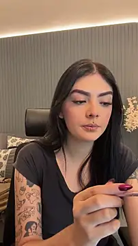 AliceRitter online show from December 2025 05:29:01 PM