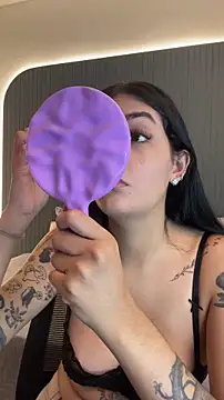 AliceRitter online show from December 2025 05:19:02 PM