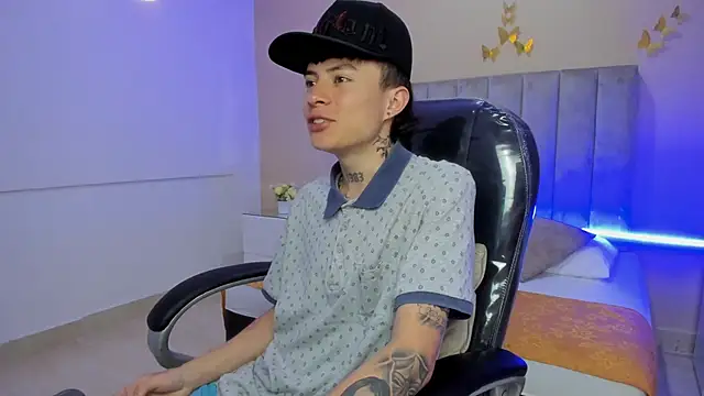 Nascary Fox online show from February 2026 07:26:01 PM