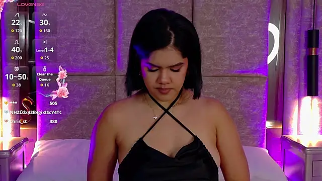 Martina-Roberts- online show from October 2025 04:15:02 AM