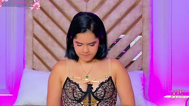 Martina-Roberts- online show from January 2026 05:12:02 AM