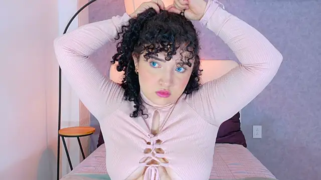 Tracielowe w online show from February 2026 07:30:02 PM