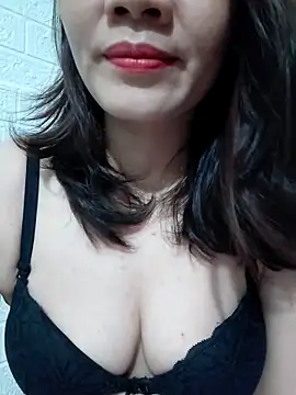 Singlemom69x online show from May 2026 01:28:01 PM