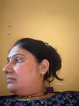 Snapshot of Rakhi99x chatting on May 2026 04:07:02 AM Rakhi99x online show from May 2026 04:07:02 AM