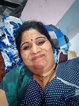 Snapshot of Rakhi99x chatting on May 2026 05:21:02 PM Rakhi99x online show from May 2026 05:21:02 PM