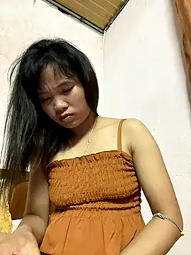 Ngoc-bbi online show from September 2025 04:42:02 PM