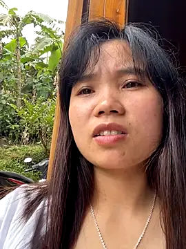 Ngoc-bbi online show from October 2025 05:29:01 AM