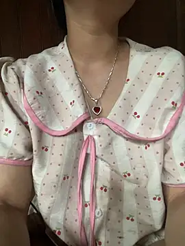 Snapshot of Ngoc-bbi chatting on June 2026 11:07:01 AM Ngoc-bbi online show from June 2026 11:07:01 AM
