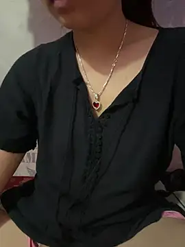 Snapshot of Ngoc-bbi chatting on June 2026 10:32:01 AM Ngoc-bbi online show from June 2026 10:32:01 AM