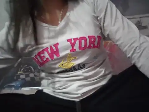 Snapshot of Ngoc-bbi chatting on June 2026 04:08:02 PM Ngoc-bbi online show from June 2026 04:08:02 PM