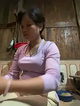 Snapshot of Ngoc-bbi chatting on July 2026 10:34:02 PM Ngoc-bbi online show from July 2026 10:34:02 PM