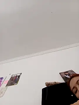 dulcelatin21 online show from October 2025 02:30:02 PM