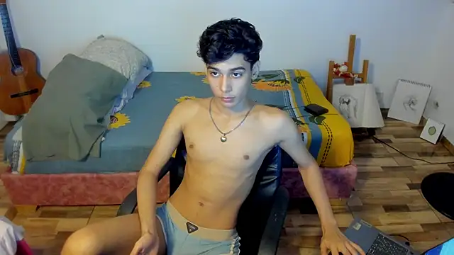 AliottTwink online show from January 2026 04:16:01 AM