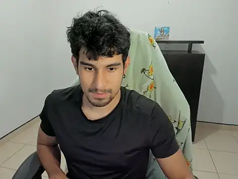 Jeremy colton online show from April 2026 06:49:01 AM