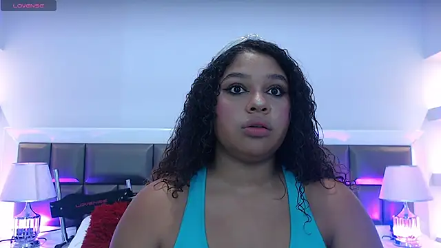 Snapshot of LennaEvans chatting on September 2025 12:41:02 PM LennaEvans online show from September 2025 12:41:02 PM