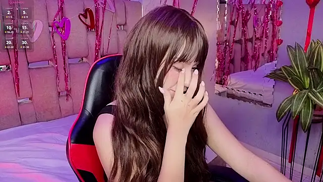 ZharaLux online show from February 2026 12:53:02 PM