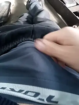 bemmagrinho36 online show from October 2025 11:00:01 AM