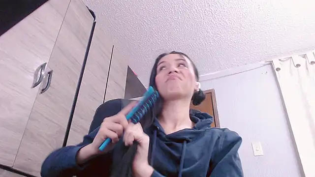 Snapshot of scarlett_vonrose chatting on October 2025 08:50:02 PM scarlett vonrose online show from October 2025 08:50:02 PM