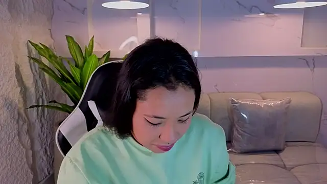 Snapshot of Hollypeyton_Tp chatting on September 2025 07:57:01 PM Hollypeyton Tp online show from September 2025 07:57:01 PM