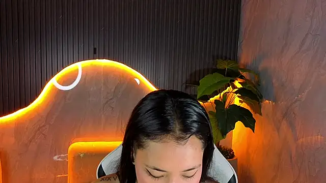 Snapshot of Hollypeyton_Tp chatting on September 2025 08:08:02 PM Hollypeyton Tp online show from September 2025 08:08:02 PM