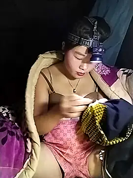 lylylove online show from January 2026 12:10:01 PM