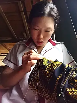 Ngocmi909 online show from September 2025 01:52:01 AM