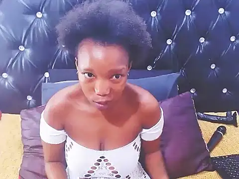 AppleAss02 online show from March 2026 04:57:01 PM