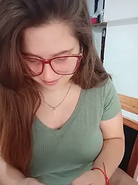 Snapshot of maaddison_mx chatting on May 2026 01:51:02 PM maaddison mx online show from May 2026 01:51:02 PM
