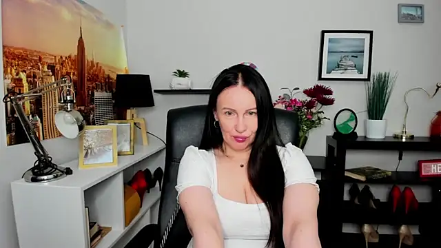 Velvet Jasmine online show from September 2025 05:41:01 AM