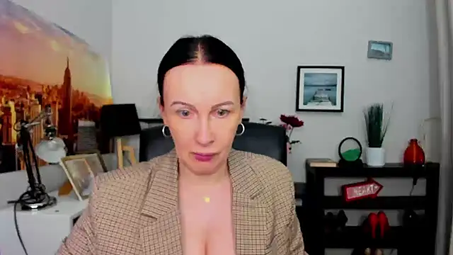 Velvet Jasmine online show from September 2025 05:23:02 AM