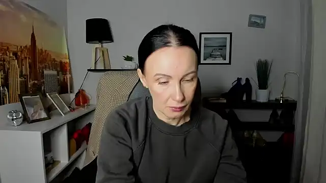 Velvet Jasmine online show from February 2026 06:21:02 AM