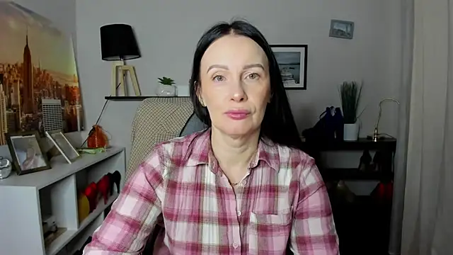 Velvet Jasmine online show from February 2026 06:22:02 AM