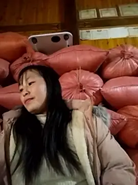 Snapshot of miss-su chatting on January 2026 08:07:01 AM miss-su online show from January 2026 08:07:01 AM