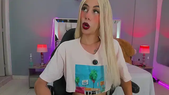 Darlyn tenderhot   online show from October 2025 06:48:01 AM