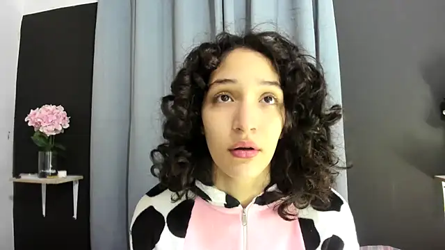 TeensNews18 online show from December 2025 11:36:02 AM