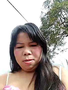 lusy-00 online show from December 2025 02:42:02 AM