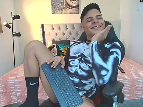 stewart mateo  online show from November 2025 02:13:01 AM